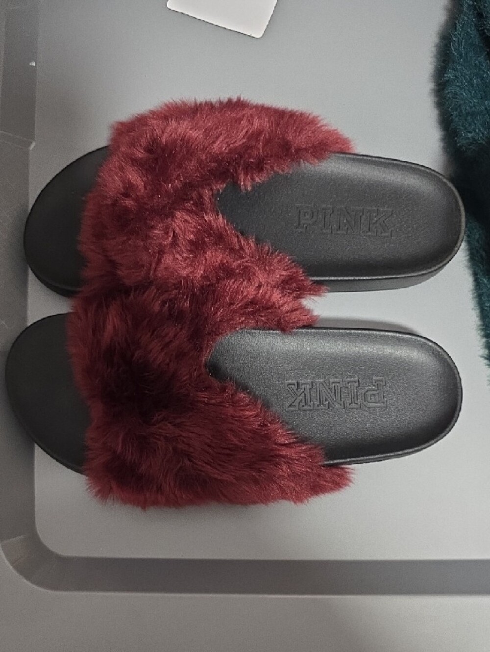 PINK Victoria's Secret Faux Fur Slide Sandals - Wine - Picture 2 of 4